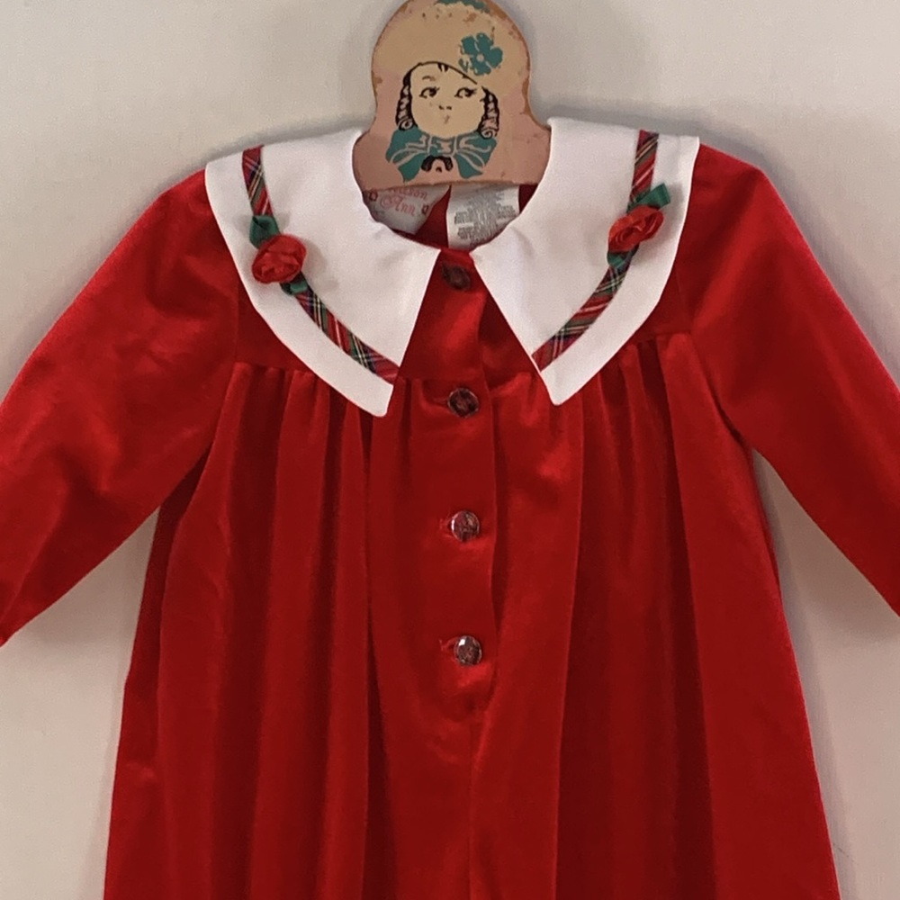 Vintage Allison Ann red velvet outfit with Peter Pan collar with tartan trim - Picture 2 of 10